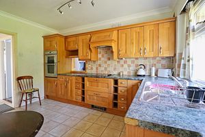 Kitchen- click for photo gallery